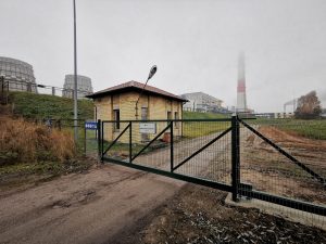 Stumdomi segmentiniai vartai_Vilniaus šilumos elektrinė