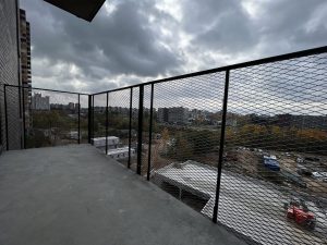 metaliniai-balkonu-tureklai